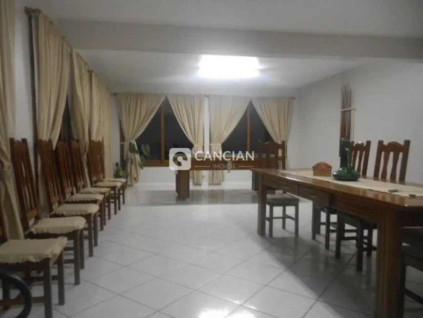 Casa com 4 quartos à venda, 354m2 em Camobi, Santa Maria - RS - imagem 5 Foto 5 de Casa com 4 quartos à venda, 354m2 em Camobi, Santa Maria - RS