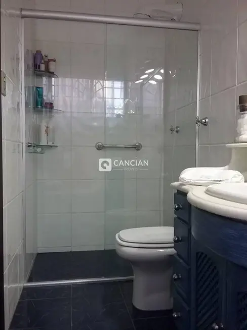 Casa com 3 quartos à venda, 330m2 em Camobi, Santa Maria - RS - imagem 5 Foto 5 de Casa com 3 quartos à venda, 330m2 em Camobi, Santa Maria - RS