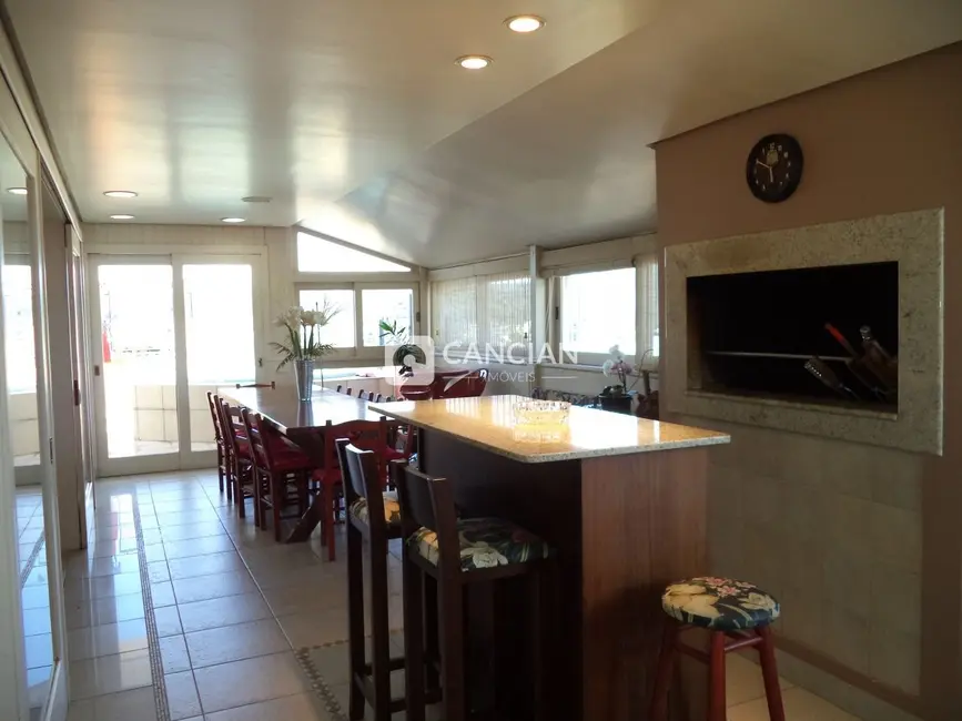 Foto 6 de Cobertura com 4 quartos à venda, 440m2 em Nossa Senhora das Dores, Santa Maria - RS