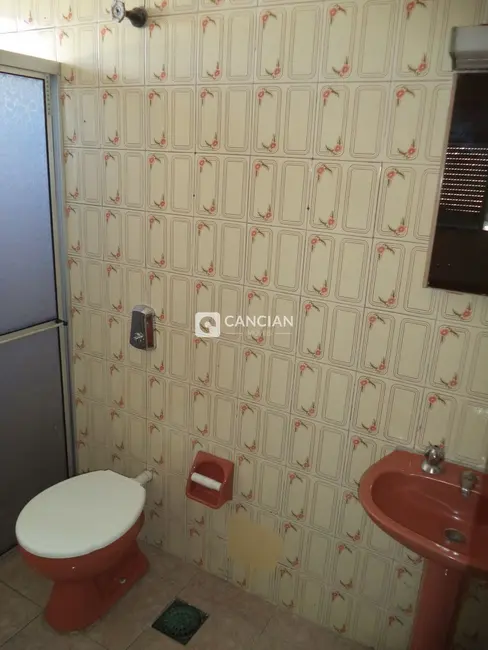 Apartamento com 3 quartos para alugar, 120m2 em Nossa Senhora de Fátima, Santa Maria - RS - imagem 9 Foto 9 de Apartamento com 3 quartos para alugar, 120m2 em Nossa Senhora de Fátima, Santa Maria - RS