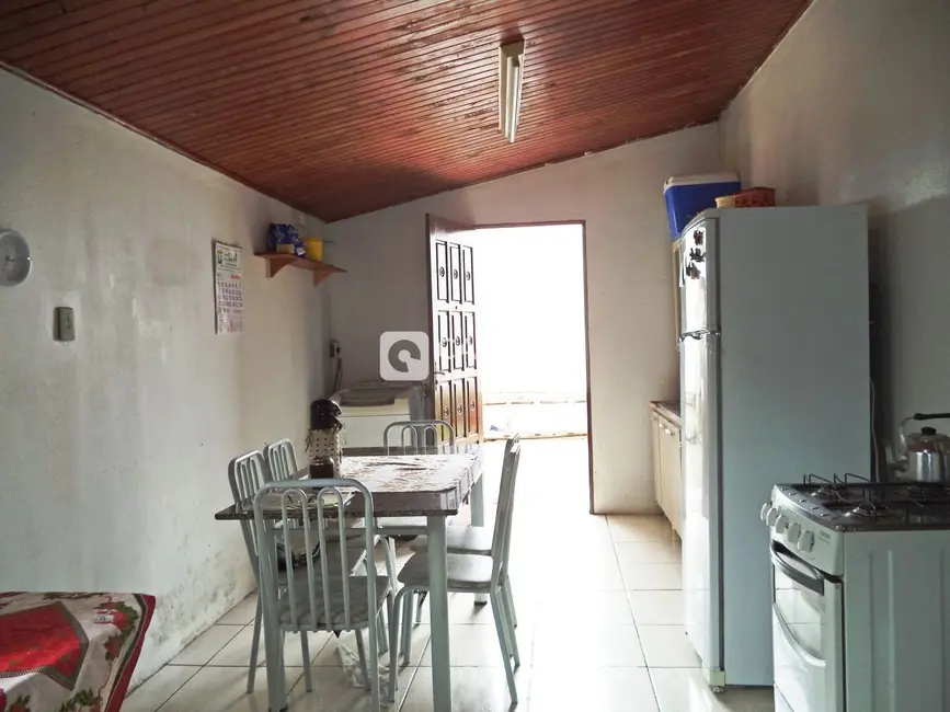 Casa com 3 quartos à venda, 70m2 em Pinheiro Machado, Santa Maria - RS - imagem 5 Foto 5 de Casa com 3 quartos à venda, 70m2 em Pinheiro Machado, Santa Maria - RS