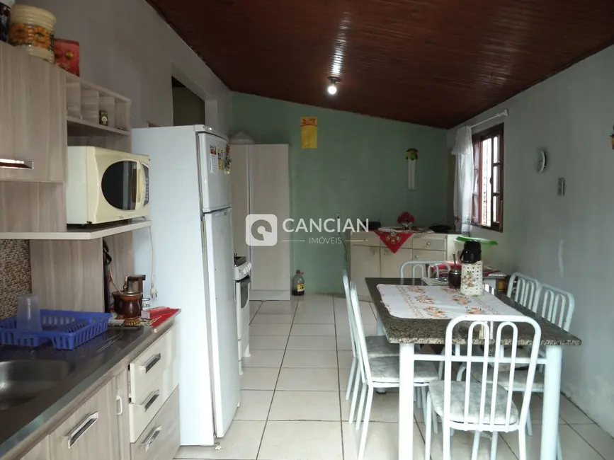 Casa com 3 quartos à venda, 70m2 em Pinheiro Machado, Santa Maria - RS - imagem 4 Foto 4 de Casa com 3 quartos à venda, 70m2 em Pinheiro Machado, Santa Maria - RS