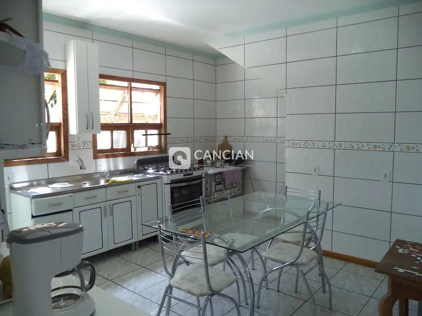 Casa com 4 quartos à venda, 190m2 em Pé de Plátano, Santa Maria - RS - imagem 8 Foto 8 de Casa com 4 quartos à venda, 190m2 em Pé de Plátano, Santa Maria - RS
