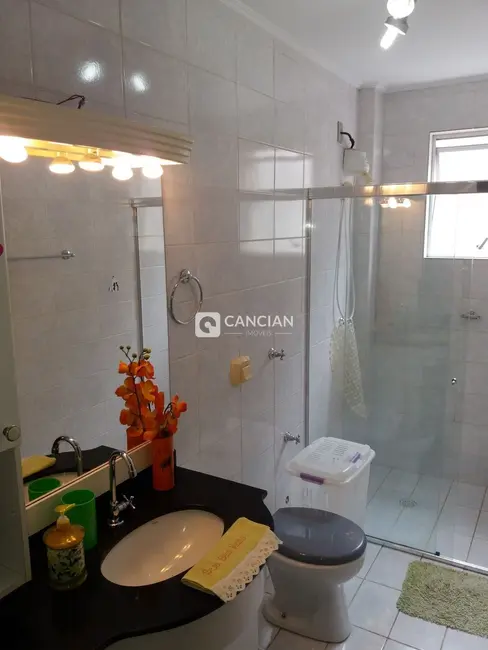 Cobertura com 4 quartos à venda, 230m2 em Nossa Senhora de Fátima, Santa Maria - RS - imagem 9 Foto 9 de Cobertura com 4 quartos à venda, 230m2 em Nossa Senhora de Fátima, Santa Maria - RS