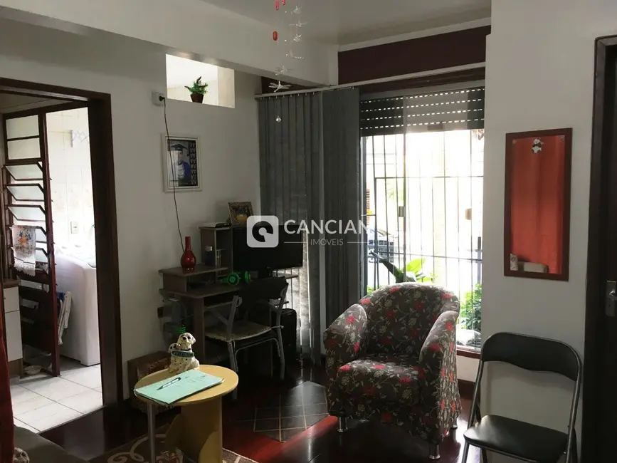 Foto 4 de Kitnet com 1 quarto à venda, 35m2 em Centro, Santa Maria - RS