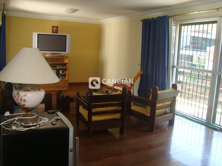 Foto 3 de Cobertura com 4 quartos à venda, 436m2 em Nossa Senhora de Lourdes, Santa Maria - RS