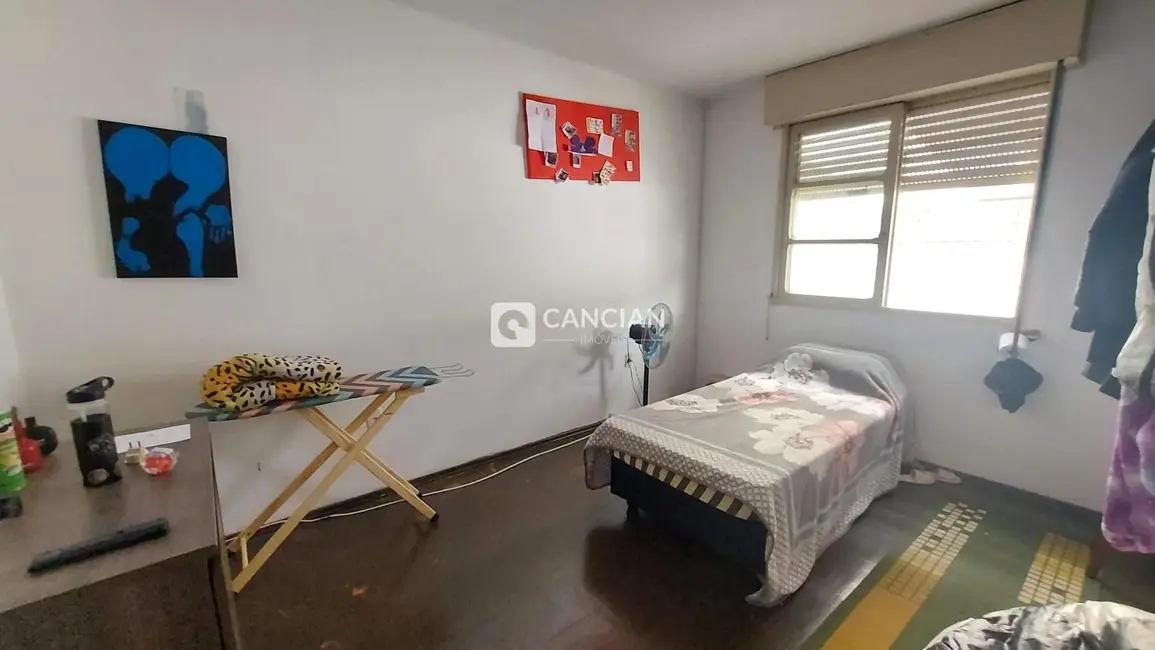 Casa com 3 quartos à venda, 130m2 em Patronato, Santa Maria - RS - imagem 9 Foto 9 de Casa com 3 quartos à venda, 130m2 em Patronato, Santa Maria - RS