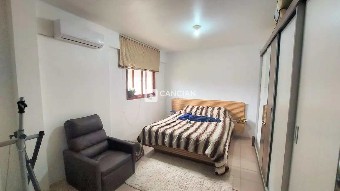 Casa com 3 quartos à venda, 130m2 em Patronato, Santa Maria - RS - imagem 6 Foto 6 de Casa com 3 quartos à venda, 130m2 em Patronato, Santa Maria - RS