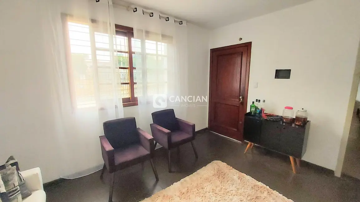 Casa com 3 quartos à venda, 130m2 em Patronato, Santa Maria - RS - imagem 4 Foto 4 de Casa com 3 quartos à venda, 130m2 em Patronato, Santa Maria - RS