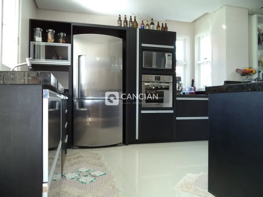 Casa com 3 quartos à venda, 305m2 em Cerrito, Santa Maria - RS - imagem 6 Foto 6 de Casa com 3 quartos à venda, 305m2 em Cerrito, Santa Maria - RS