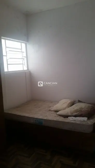Casa com 3 quartos à venda, 133m2 em Centro, Santa Maria - RS - imagem 4 Foto 4 de Casa com 3 quartos à venda, 133m2 em Centro, Santa Maria - RS