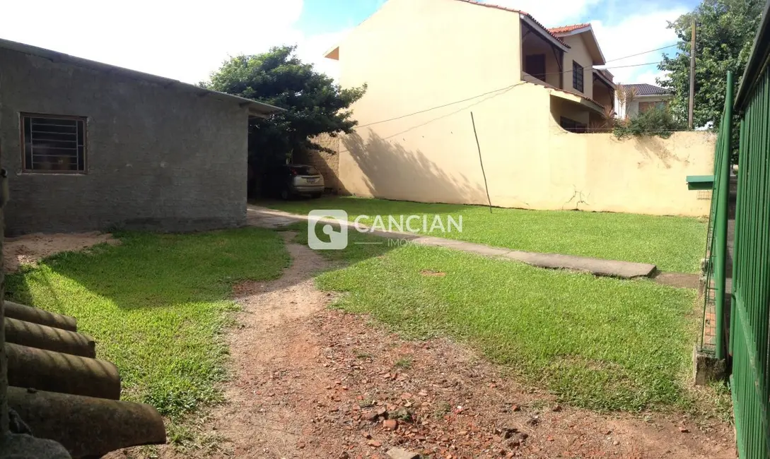 Foto 1 de Terreno / Lote à venda, 450m2 em Camobi, Santa Maria - RS