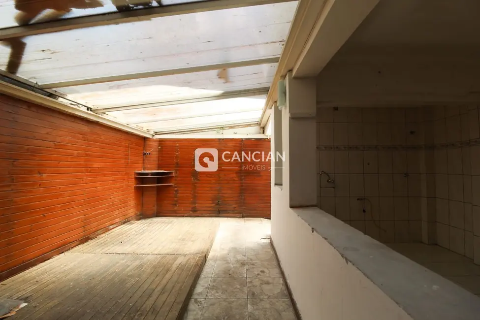 Foto 9 de Apartamento com 3 quartos à venda, 120m2 em Nossa Senhora de Lourdes, Santa Maria - RS