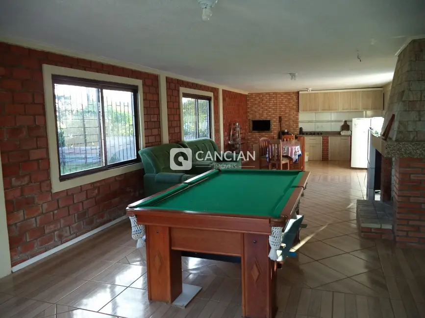 Casa com 4 quartos à venda, 136m2 em Itaara - RS - imagem 3 Foto 3 de Casa com 4 quartos à venda, 136m2 em Itaara - RS