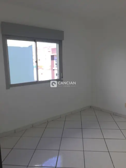 Foto 8 de Apartamento com 4 quartos à venda, 106m2 em Bonfim, Santa Maria - RS