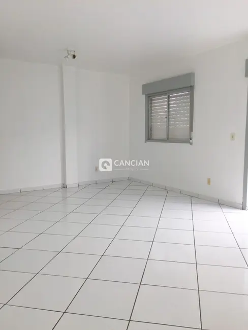 Foto 3 de Apartamento com 4 quartos à venda, 106m2 em Bonfim, Santa Maria - RS
