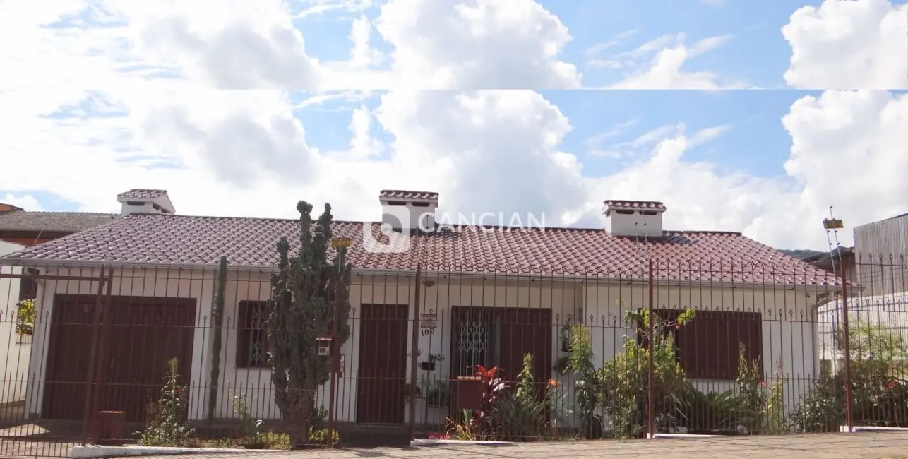 Casa com 3 quartos à venda, 132m2 em Nossa Senhora do Perpétuo Socorro, Santa Maria - RS - imagem 1 Foto 1 de Casa com 3 quartos à venda, 132m2 em Nossa Senhora do Perpétuo Socorro, Santa Maria - RS