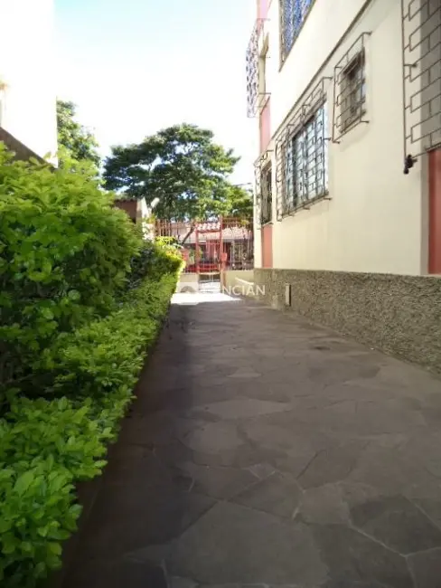 Foto 2 de Apartamento com 2 quartos à venda, 86m2 em Salgado Filho, Santa Maria - RS