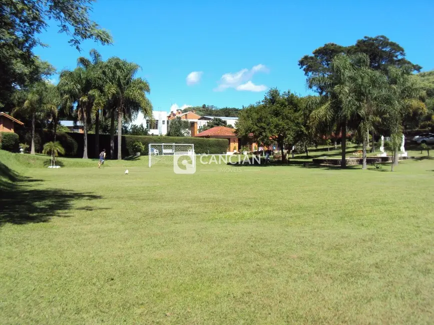 Casa com 3 quartos à venda, 214m2 em Centro, Itaara - RS - imagem 5 Foto 5 de Casa com 3 quartos à venda, 214m2 em Centro, Itaara - RS