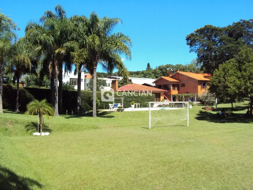 Casa com 3 quartos à venda, 214m2 em Centro, Itaara - RS - imagem 6 Foto 6 de Casa com 3 quartos à venda, 214m2 em Centro, Itaara - RS