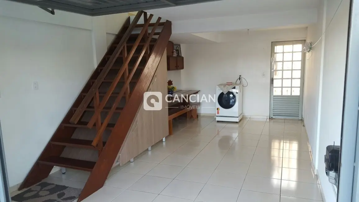 Foto 3 de Apartamento com 2 quartos à venda, 100m2 em Tomazetti, Santa Maria - RS