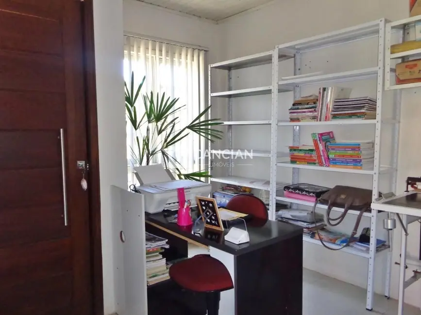 Casa com 3 quartos à venda, 126m2 em Centro, Julio De Castilhos - RS - imagem 5 Foto 5 de Casa com 3 quartos à venda, 126m2 em Centro, Julio De Castilhos - RS