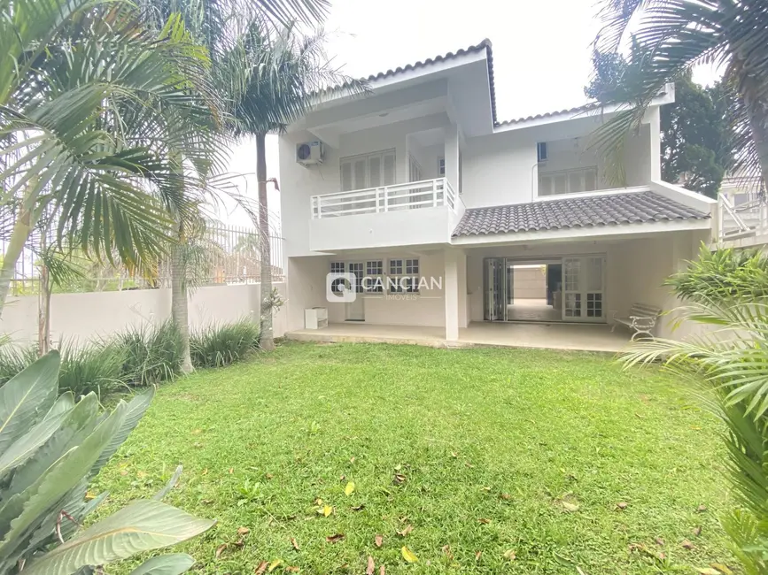 Casa com 4 quartos à venda, 426m2 em Nossa Senhora do Perpétuo Socorro, Santa Maria - RS - imagem 3 Foto 3 de Casa com 4 quartos à venda, 426m2 em Nossa Senhora do Perpétuo Socorro, Santa Maria - RS