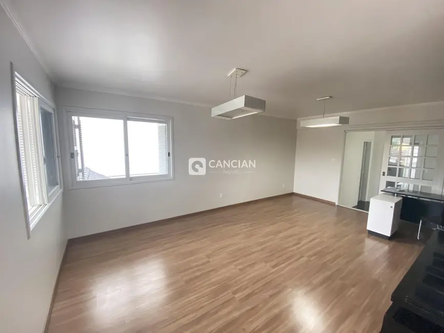 Casa com 4 quartos à venda, 426m2 em Nossa Senhora do Perpétuo Socorro, Santa Maria - RS - imagem 9 Foto 9 de Casa com 4 quartos à venda, 426m2 em Nossa Senhora do Perpétuo Socorro, Santa Maria - RS