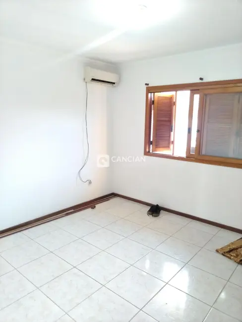Casa com 2 quartos à venda, 260m2 em Camobi, Santa Maria - RS - imagem 5 Foto 5 de Casa com 2 quartos à venda, 260m2 em Camobi, Santa Maria - RS