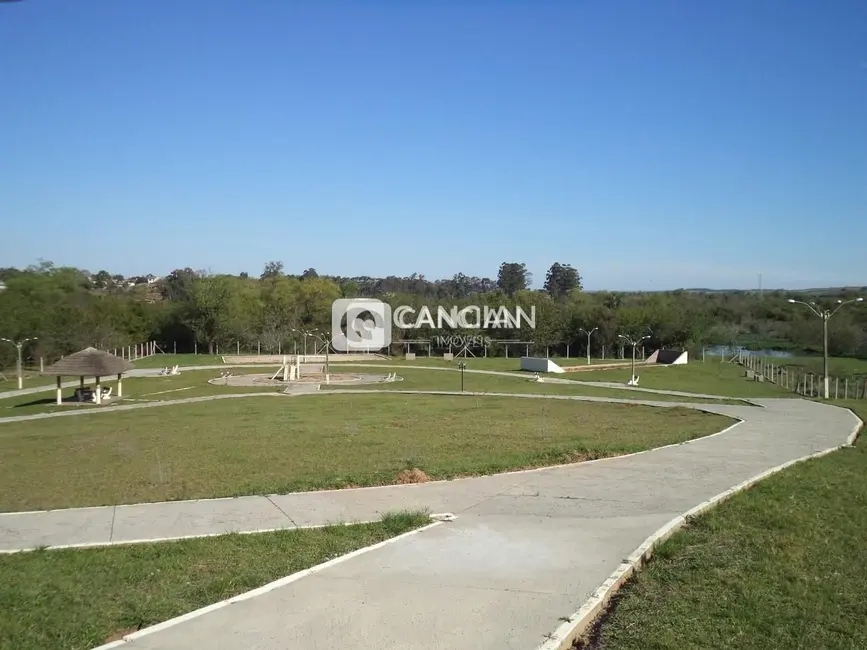 Foto 4 de Apartamento com 2 quartos à venda, 39m2 em Urlândia, Santa Maria - RS