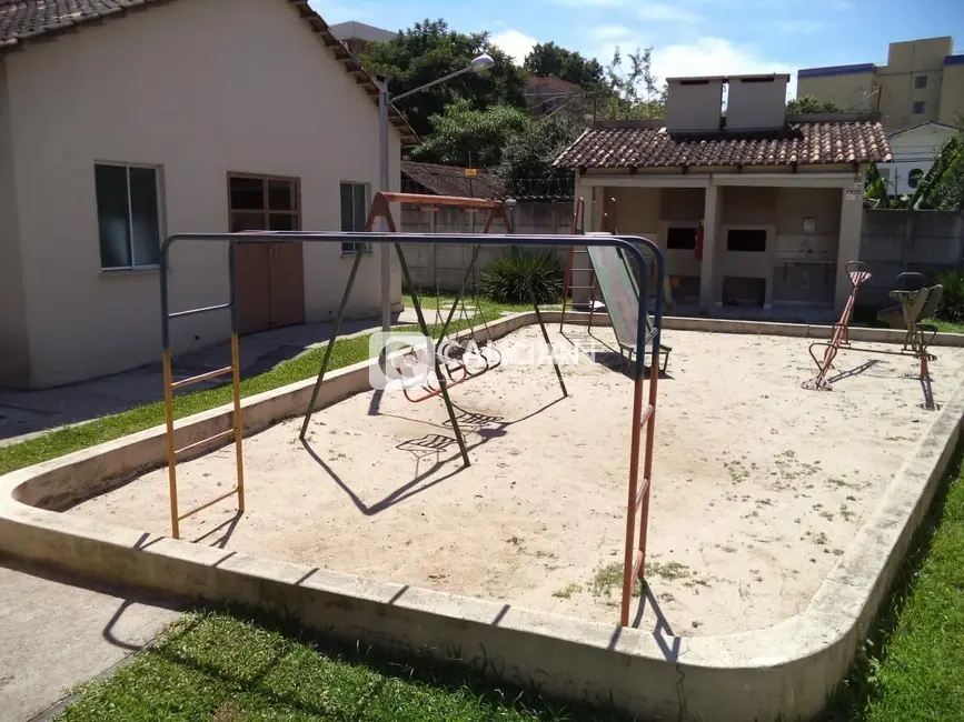 Foto 3 de Apartamento com 3 quartos à venda, 59m2 em Nossa Senhora do Rosário, Santa Maria - RS