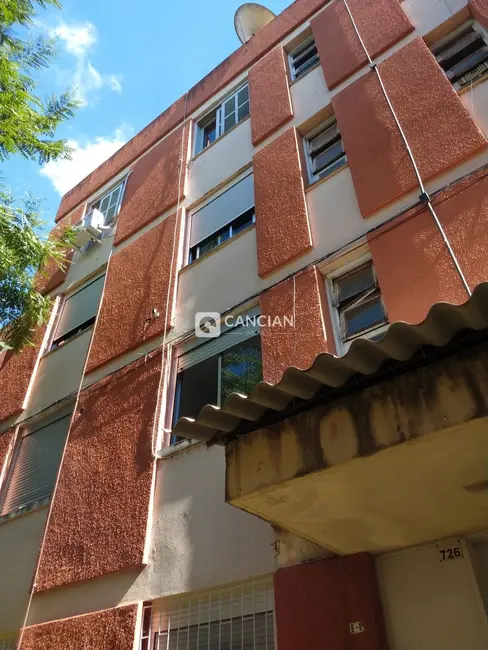 Foto 2 de Apartamento com 2 quartos para alugar, 47m2 em Centro, Santa Maria - RS
