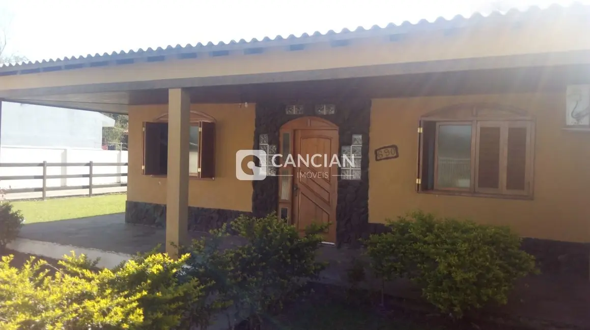 Casa com 4 quartos para alugar, 423m2 em Pé de Plátano, Santa Maria - RS - imagem 5 Foto 5 de Casa com 4 quartos para alugar, 423m2 em Pé de Plátano, Santa Maria - RS