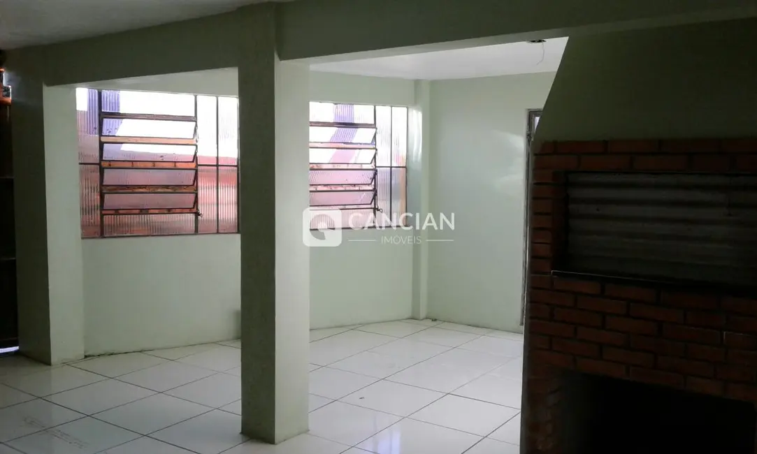 Casa com 3 quartos à venda, 240m2 em Juscelino Kubitschek, Santa Maria - RS - imagem 9 Foto 9 de Casa com 3 quartos à venda, 240m2 em Juscelino Kubitschek, Santa Maria - RS