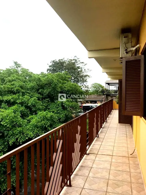Casa com 3 quartos à venda, 328m2 em Pinheiro Machado, Santa Maria - RS - imagem 5 Foto 5 de Casa com 3 quartos à venda, 328m2 em Pinheiro Machado, Santa Maria - RS