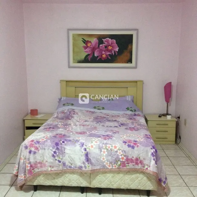 Casa com 3 quartos à venda, 544m2 em São José, Santa Maria - RS - imagem 6 Foto 6 de Casa com 3 quartos à venda, 544m2 em São José, Santa Maria - RS