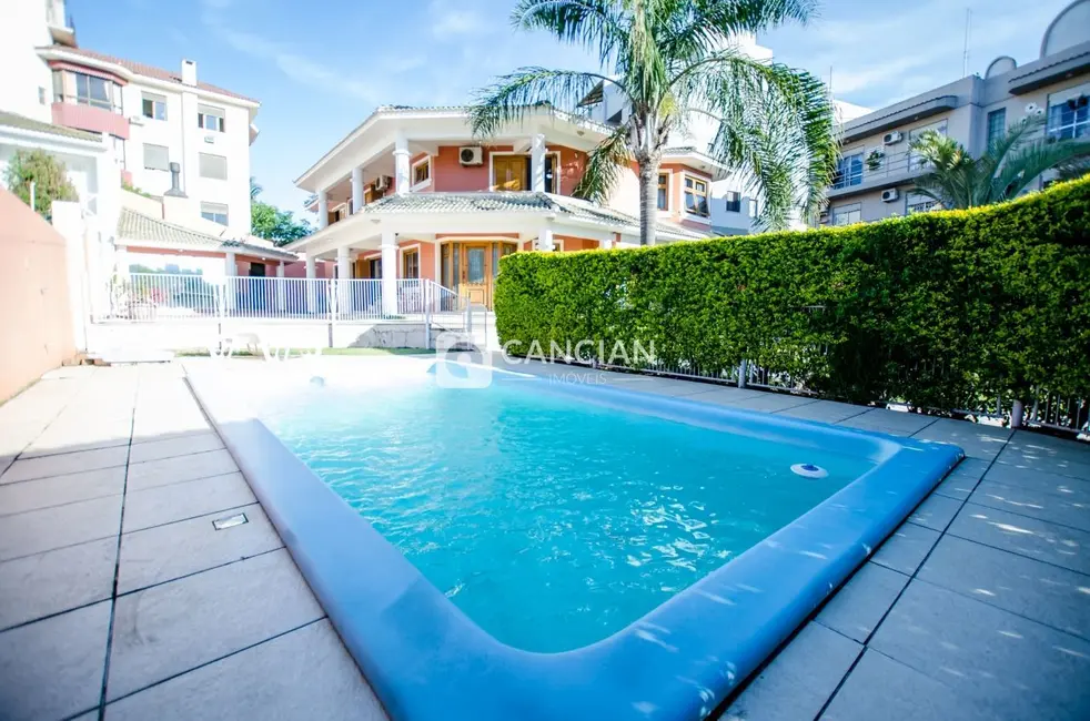 Casa com 4 quartos à venda, 499m2 em Nossa Senhora Medianeira, Santa Maria - RS - imagem 4 Foto 4 de Casa com 4 quartos à venda, 499m2 em Nossa Senhora Medianeira, Santa Maria - RS