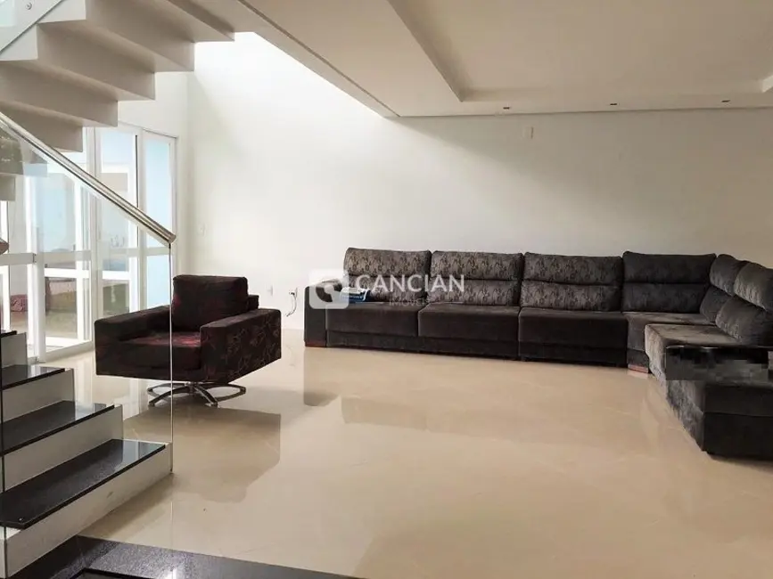 Casa com 4 quartos à venda, 360m2 em São José, Santa Maria - RS - imagem 3 Foto 3 de Casa com 4 quartos à venda, 360m2 em São José, Santa Maria - RS