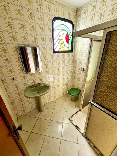 Casa com 5 quartos à venda, 431m2 em Nossa Senhora de Fátima, Santa Maria - RS - imagem 9 Foto 9 de Casa com 5 quartos à venda, 431m2 em Nossa Senhora de Fátima, Santa Maria - RS