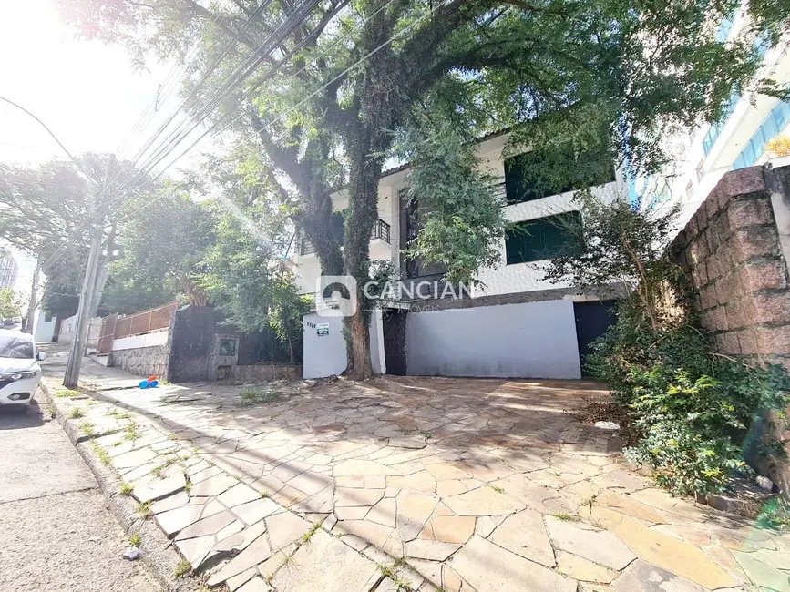 Foto 2 de Casa com 5 quartos à venda, 431m2 em Nossa Senhora de Fátima, Santa Maria - RS