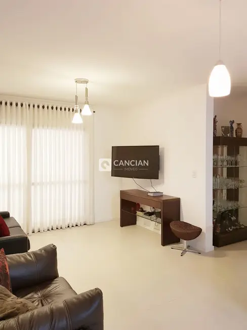 Foto 4 de Apartamento com 2 quartos à venda, 85m2 em Dom Antônio Reis, Santa Maria - RS