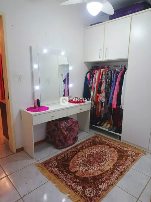 Casa com 5 quartos à venda, 311m2 em Pinheiro Machado, Santa Maria - RS - imagem 8 Foto 8 de Casa com 5 quartos à venda, 311m2 em Pinheiro Machado, Santa Maria - RS