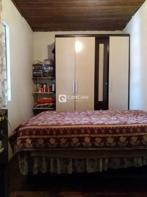 Casa com 4 quartos à venda, 190m2 em Urlândia, Santa Maria - RS - imagem 7 Foto 7 de Casa com 4 quartos à venda, 190m2 em Urlândia, Santa Maria - RS