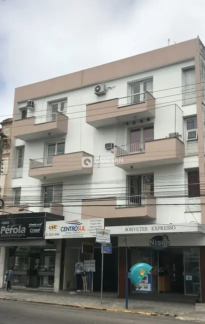 Sala Comercial à venda, 42m2 em Centro, Santa Maria - RS - imagem 1 Foto 1 de Sala Comercial à venda, 42m2 em Centro, Santa Maria - RS