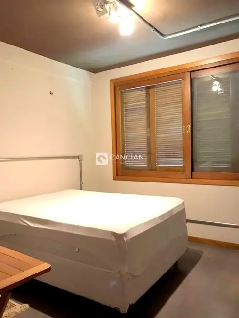 Casa com 4 quartos à venda, 300m2 em Km 3, Santa Maria - RS - imagem 9 Foto 9 de Casa com 4 quartos à venda, 300m2 em Km 3, Santa Maria - RS