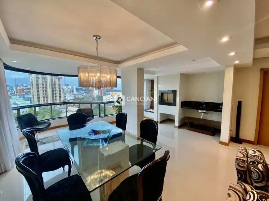 Apartamento com 3 quartos à venda, 239m2 em Nossa Senhora de Fátima, Santa Maria - RS - imagem 4 Foto 4 de Apartamento com 3 quartos à venda, 239m2 em Nossa Senhora de Fátima, Santa Maria - RS