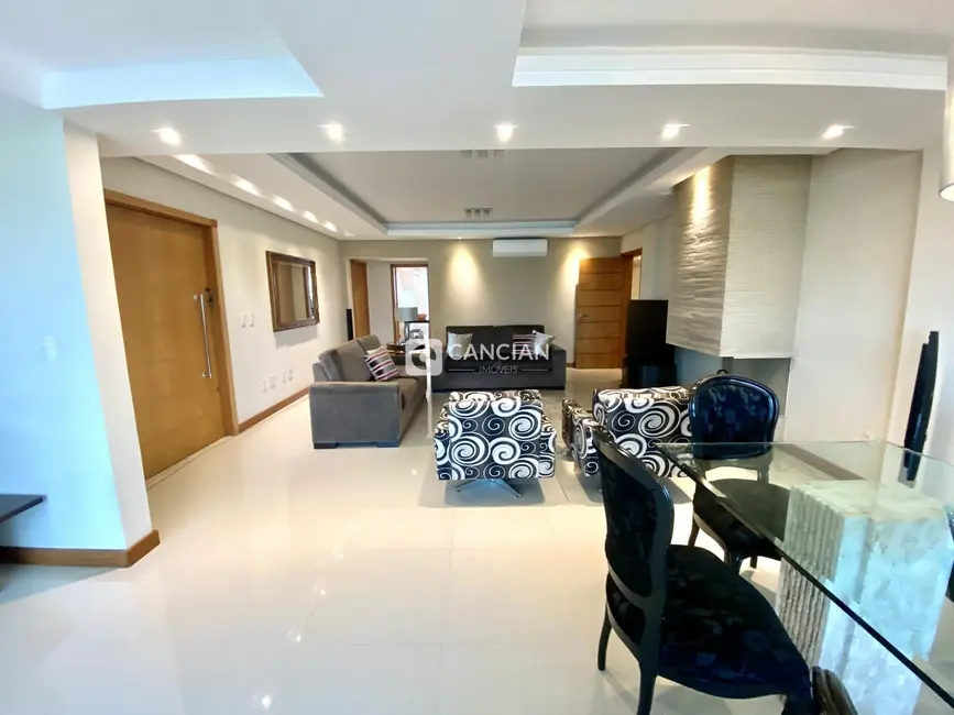 Apartamento com 3 quartos à venda, 239m2 em Nossa Senhora de Fátima, Santa Maria - RS - imagem 7 Foto 7 de Apartamento com 3 quartos à venda, 239m2 em Nossa Senhora de Fátima, Santa Maria - RS