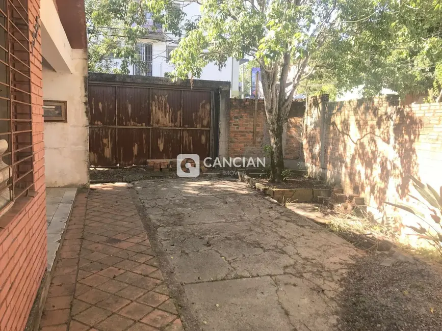 Foto 4 de Terreno / Lote à venda, 331m2 em Nossa Senhora de Fátima, Santa Maria - RS