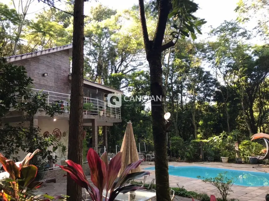 Casa com 3 quartos à venda, 262m2 em Km 3, Santa Maria - RS - imagem 4 Foto 4 de Casa com 3 quartos à venda, 262m2 em Km 3, Santa Maria - RS