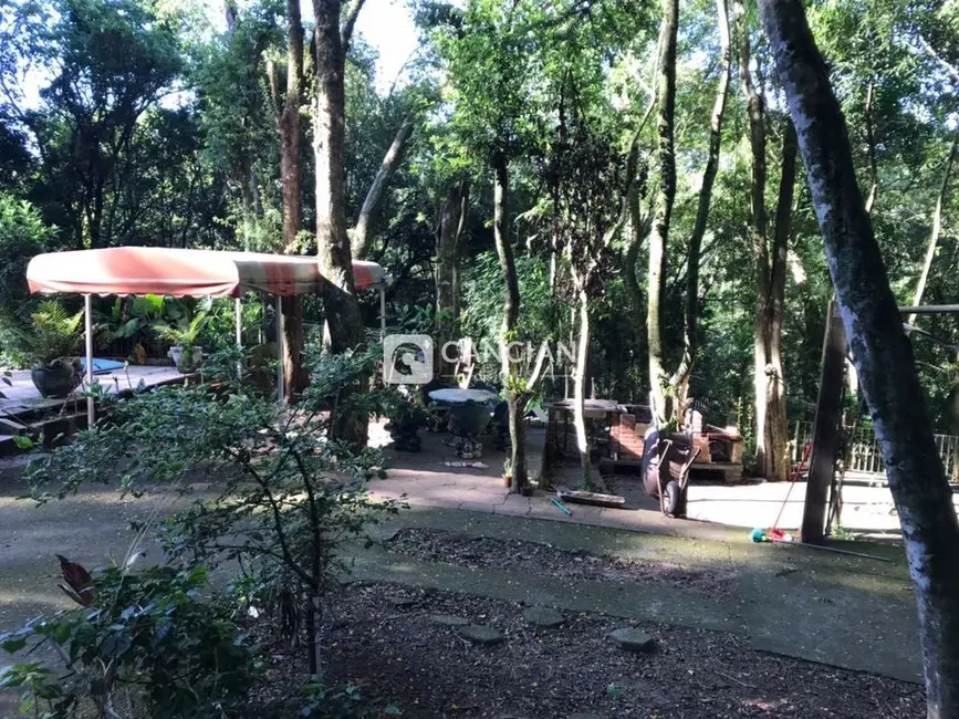 Casa com 3 quartos à venda, 262m2 em Km 3, Santa Maria - RS - imagem 5 Foto 5 de Casa com 3 quartos à venda, 262m2 em Km 3, Santa Maria - RS